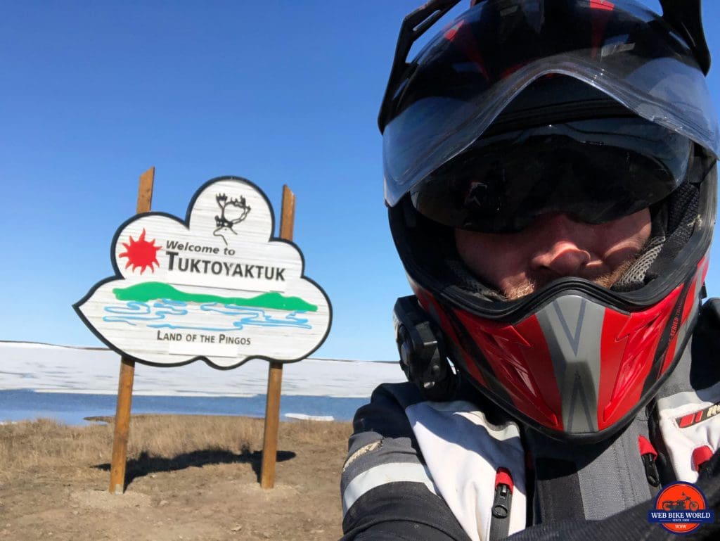 Welcome sign at Tuktoyaktuk, NWT selfie.