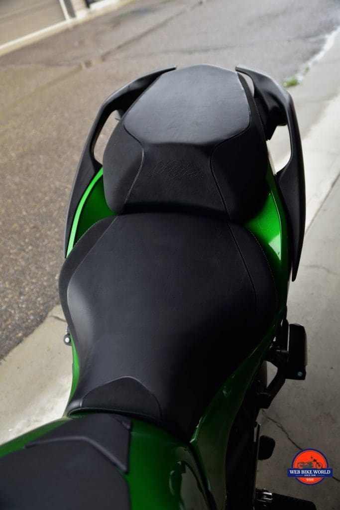 2018 Kawasaki Ninja H2SXSE seat.