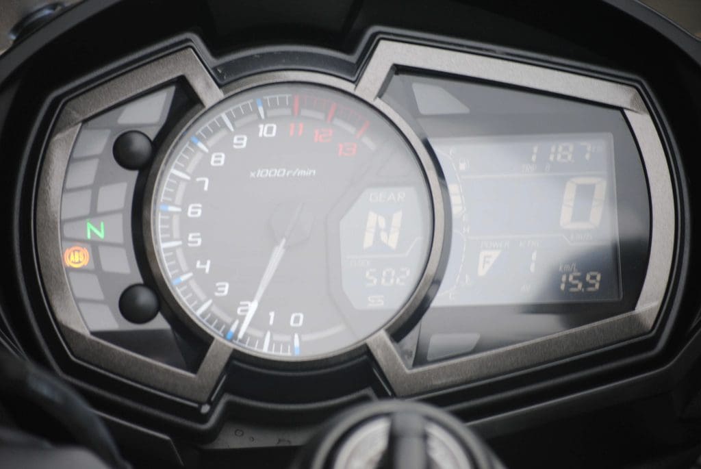 Instrument Display on 2018 Kawasaki Ninja 1000 ABS