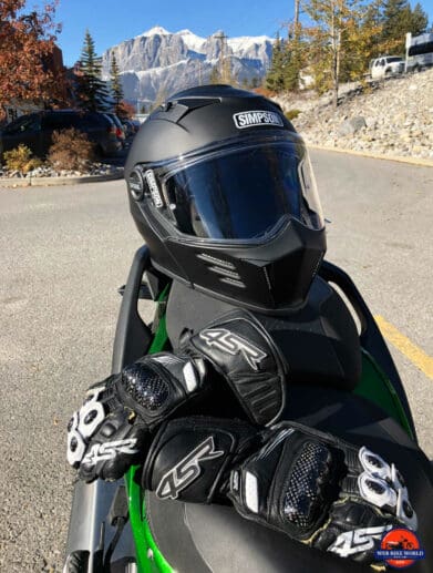 Simpson Mod Bandit helmet in Canmore, Alberta with 4SR 96 Stingray gloves.