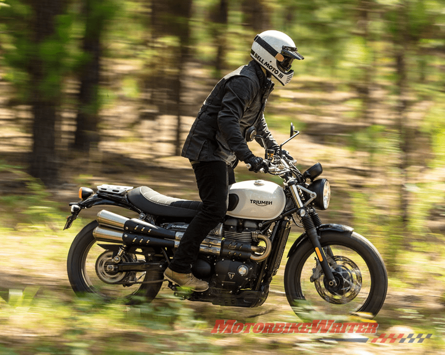 Triumph Bonneville 900 Street Scrambler