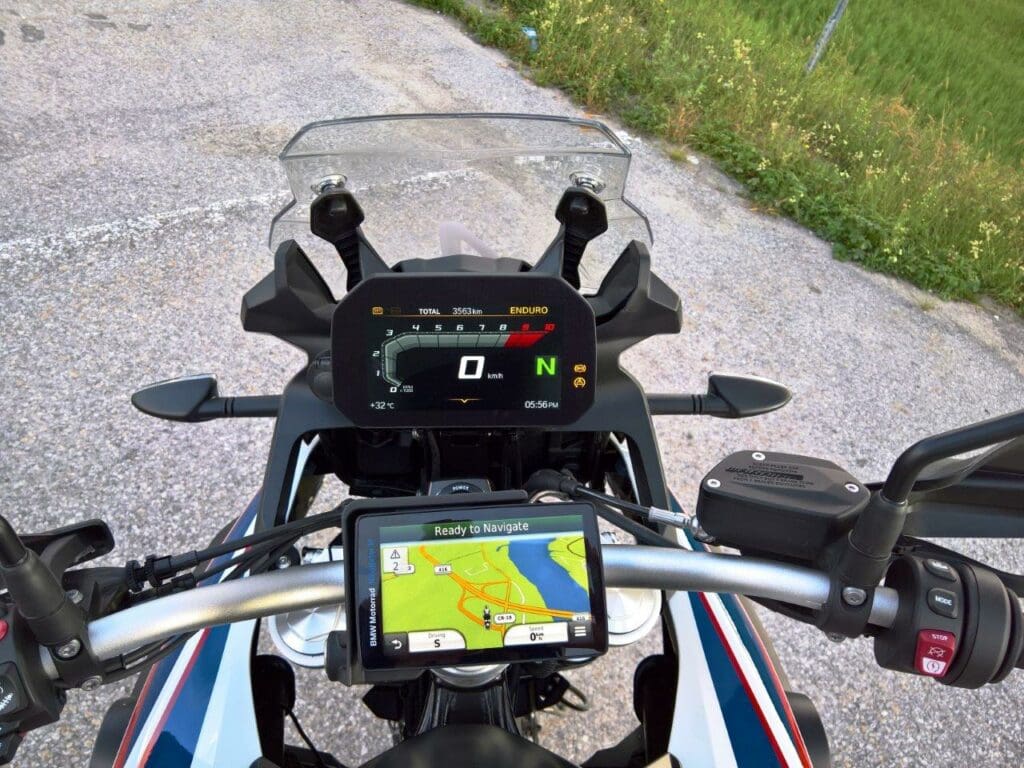 2019 BMW F850GS Rallye display