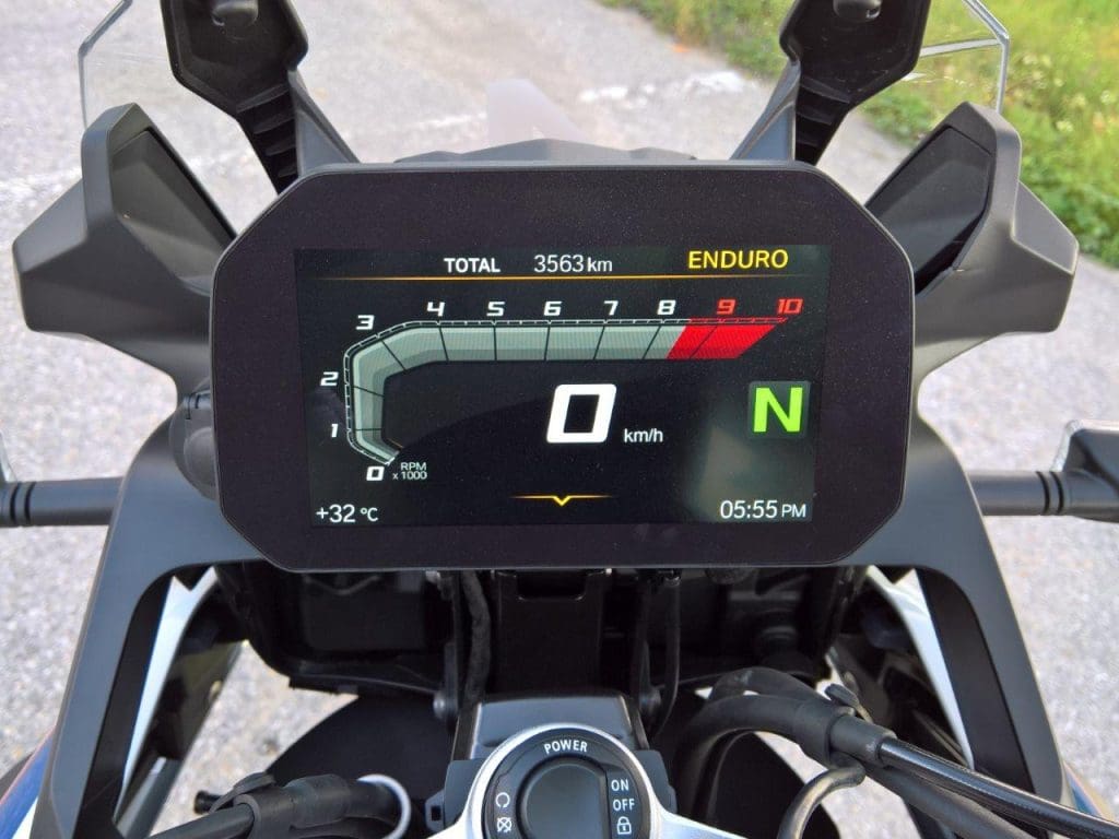 2019 BMW F850GS Rallye TFT display