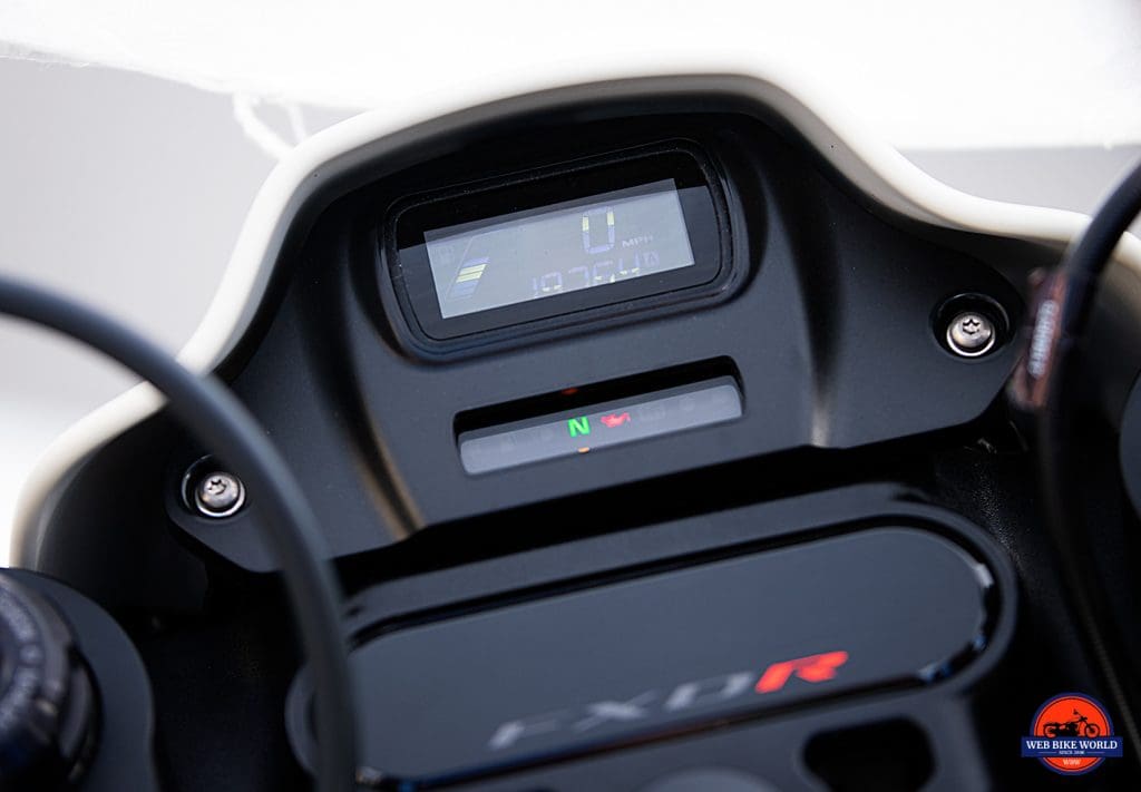 Dash on the 2019 Harley Davidson FXDR.