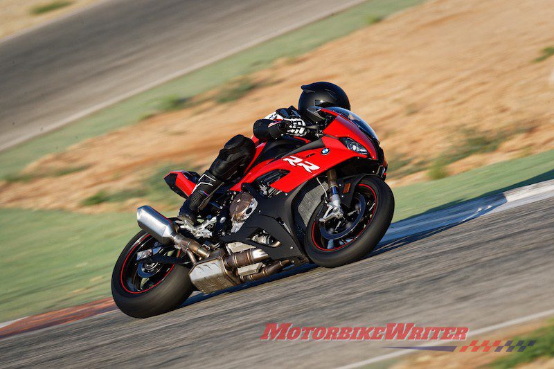 BMW S 1000 RR slims down oil leaks