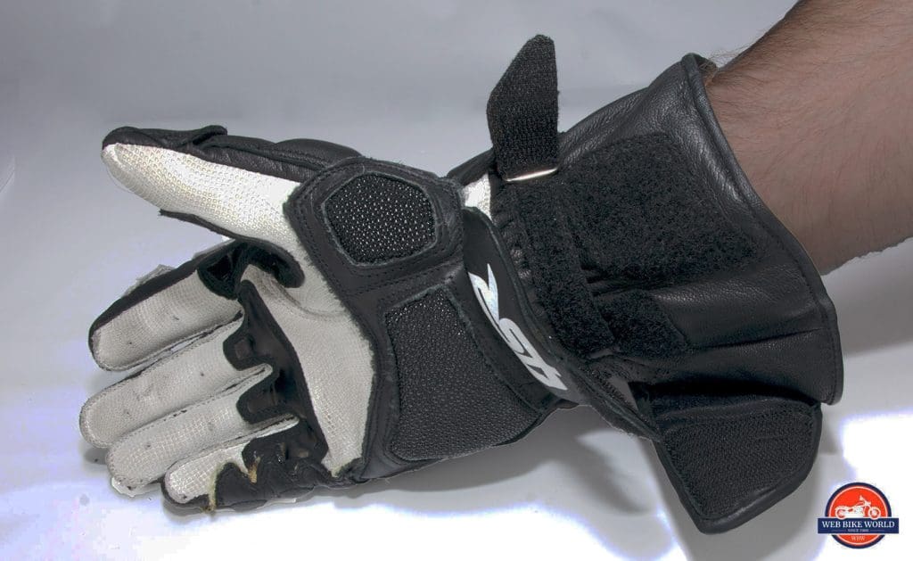 4SR 96 Stingray gloves