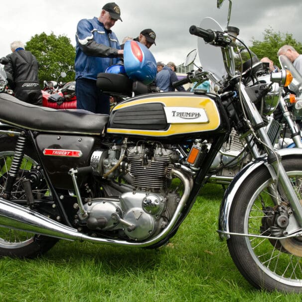 Triumph Trident