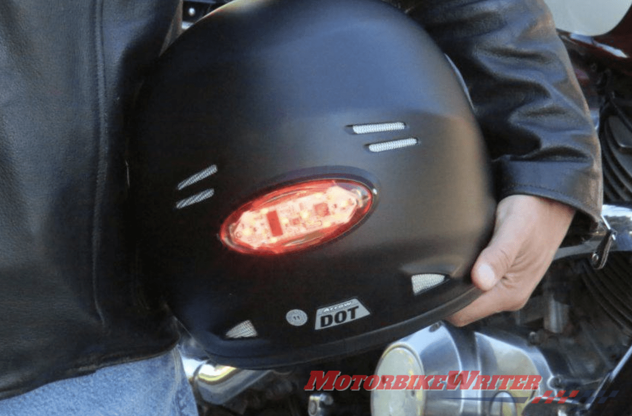 inVIEW helmet Brake light and indicator