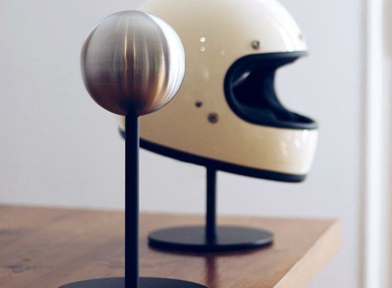 Halley Helmet Stand