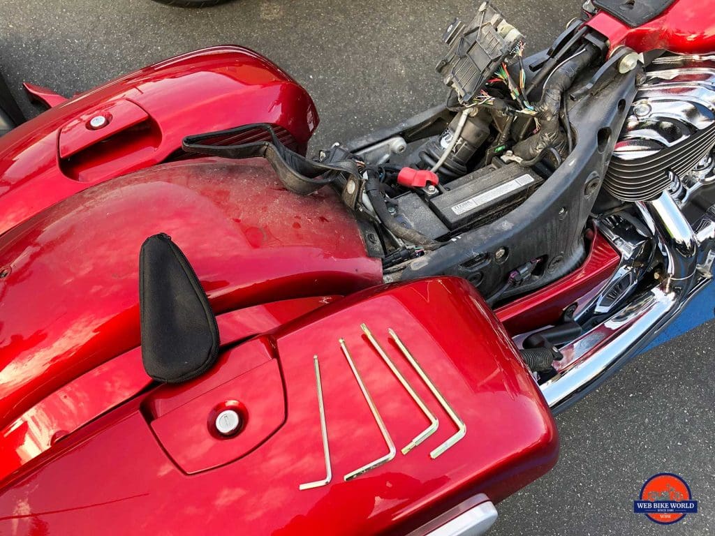 Indian Chieftain Ltd tool kit and seat removed.