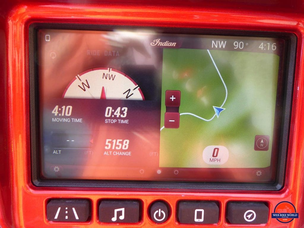 Indian Chieftain Ltd display screen showing altimeter.