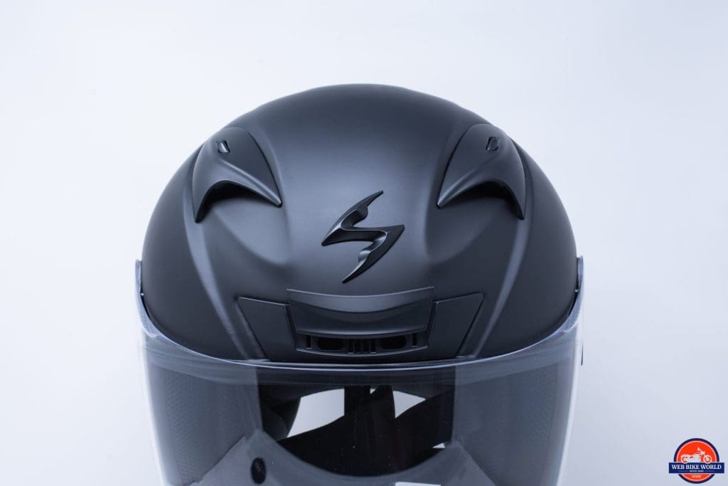Close up of vents & logo on Scorpion EXO-R710