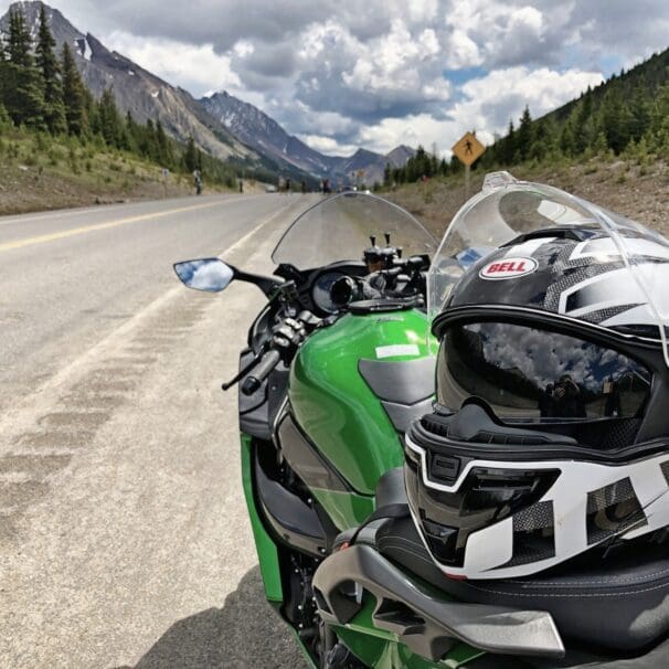 Bell SRT Modular helmet sitting on a Kawasaki H2SX SE.