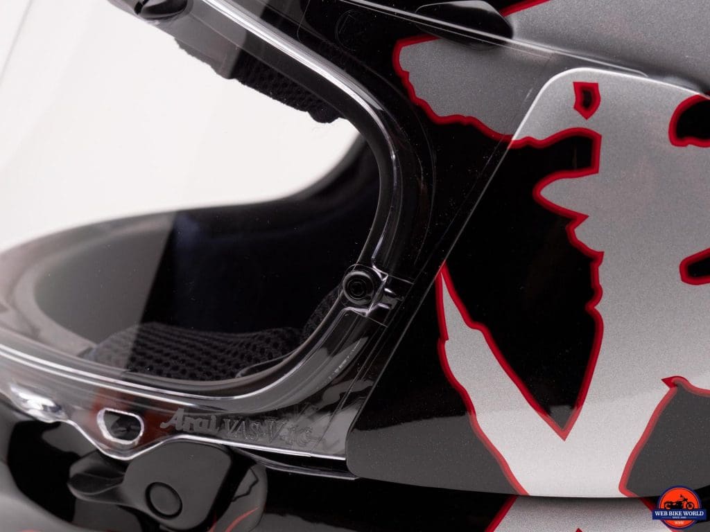 Arai Defiant-X Helmet pinlock visor