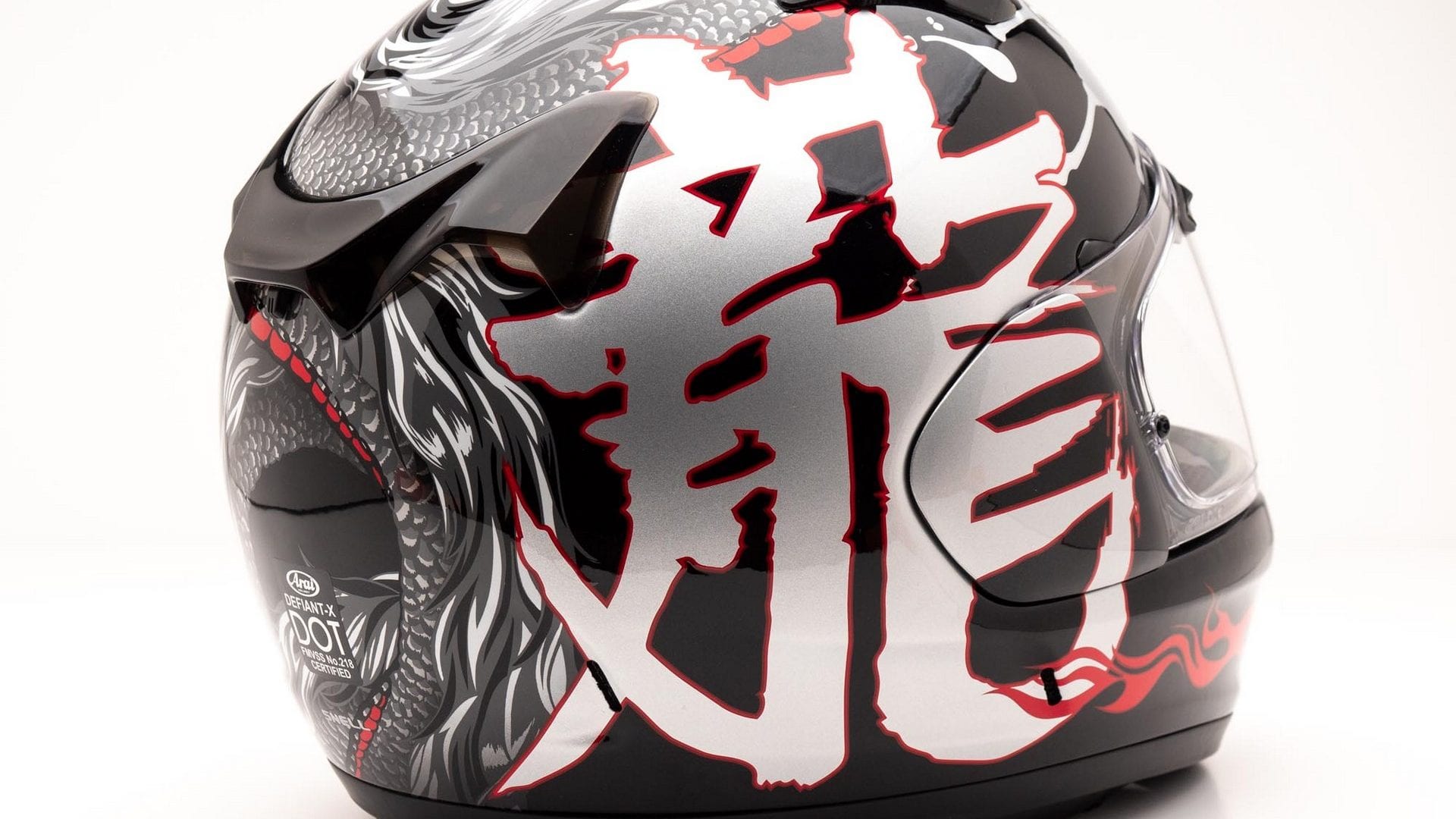 Arai DefiantX Helmet HandsOn Review