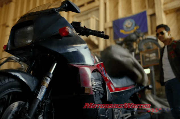 Tom Cruise revives GPZ900R in Top Gun 2