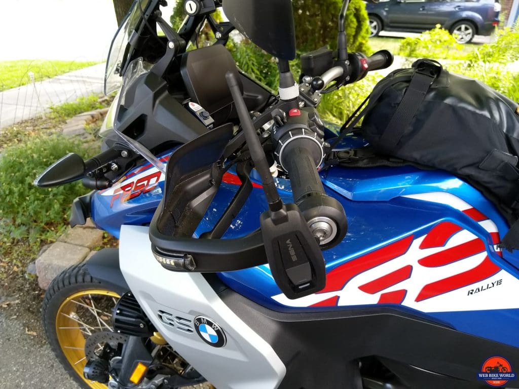 SENA +Mesh Adapter outer handlebar placement