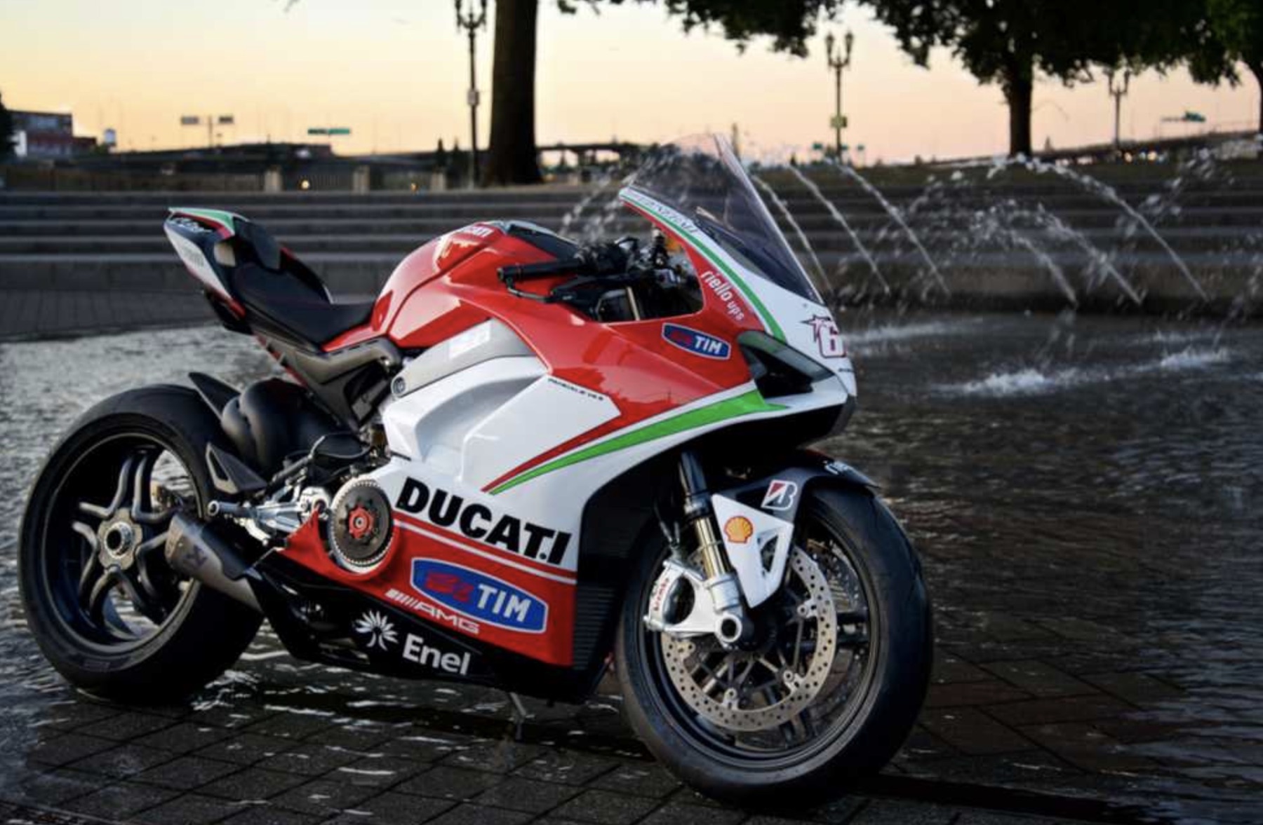 nicky hayden ducati