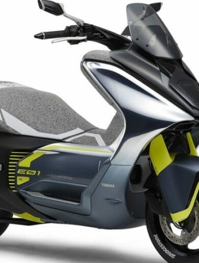 Yamaha E01 electric scooter concept