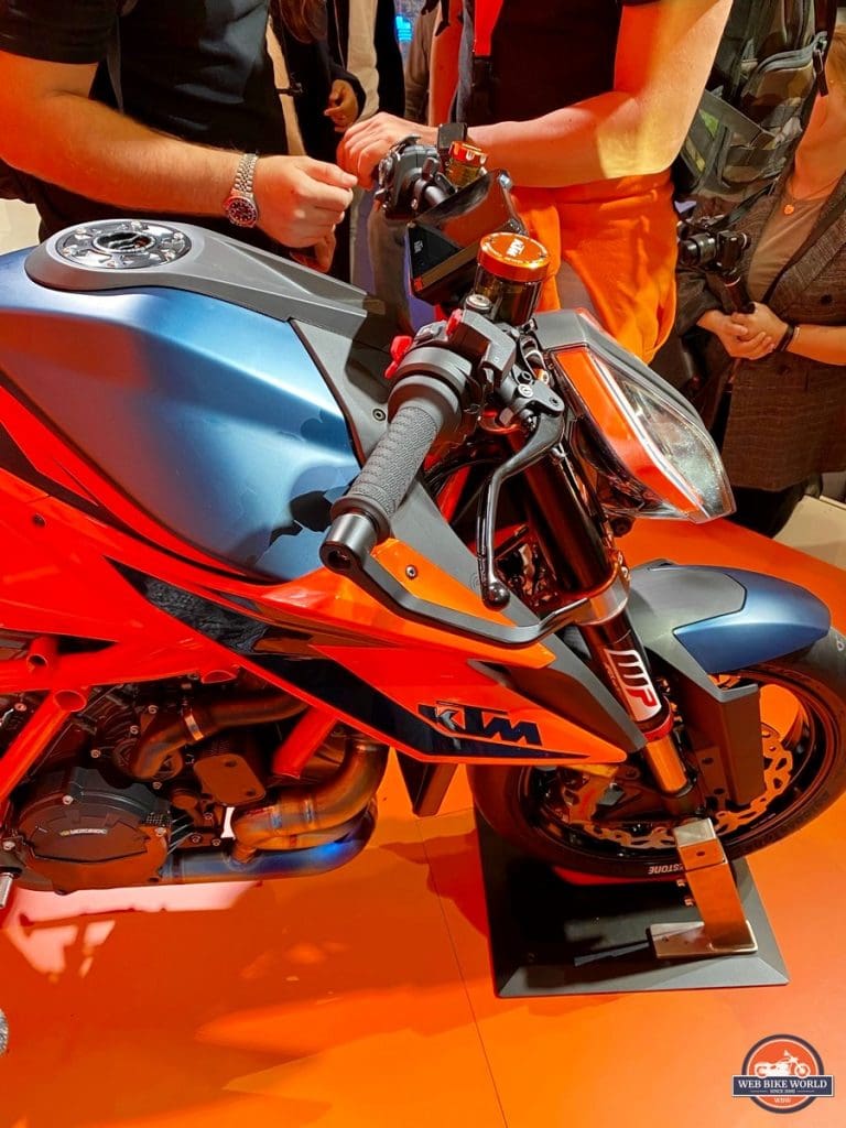 KTM 1290R Super Duke.