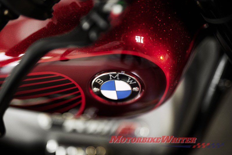 BMW R 18/2 cruiser shows