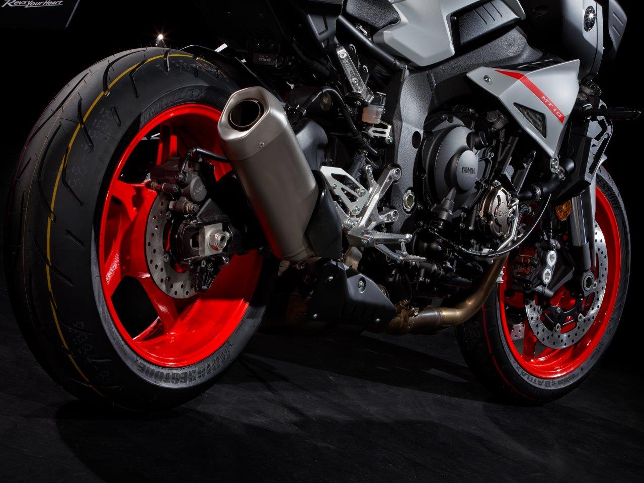 2020 yamaha mt 10 specs