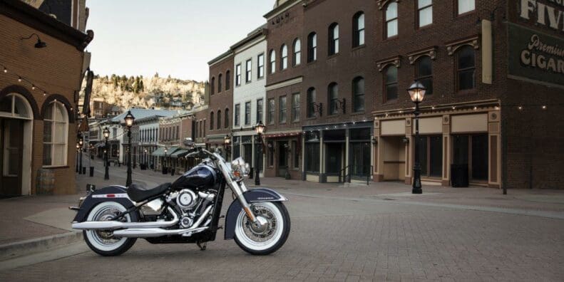 2020 Harley-Davidson Softail Deluxe