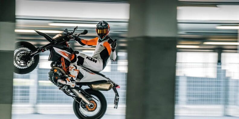 2020 KTM 690 SMC R