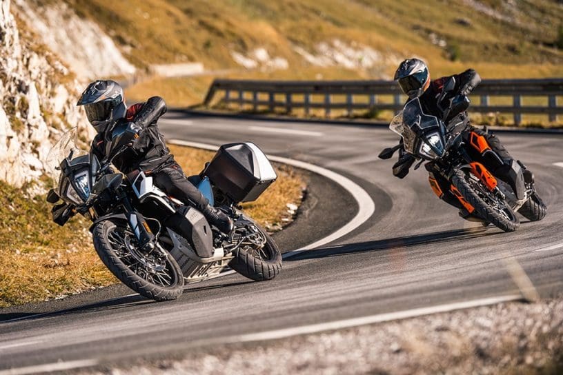 tiger 900 vs ktm 790 adventure