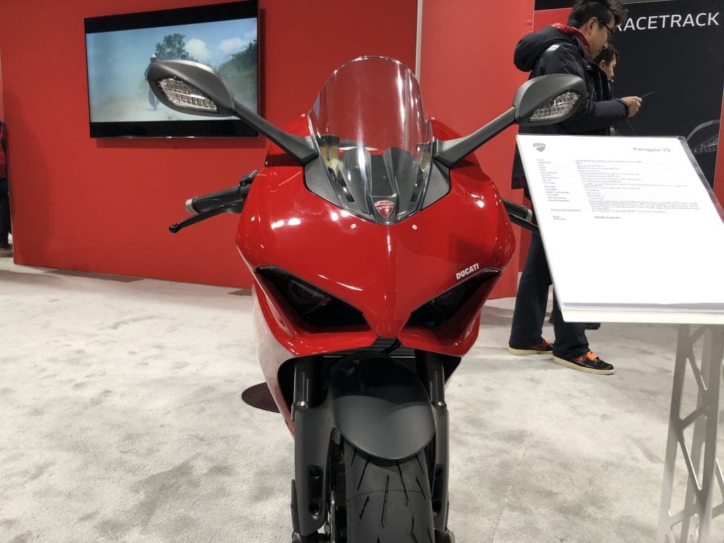 2020 Ducati Panigale V2 front details