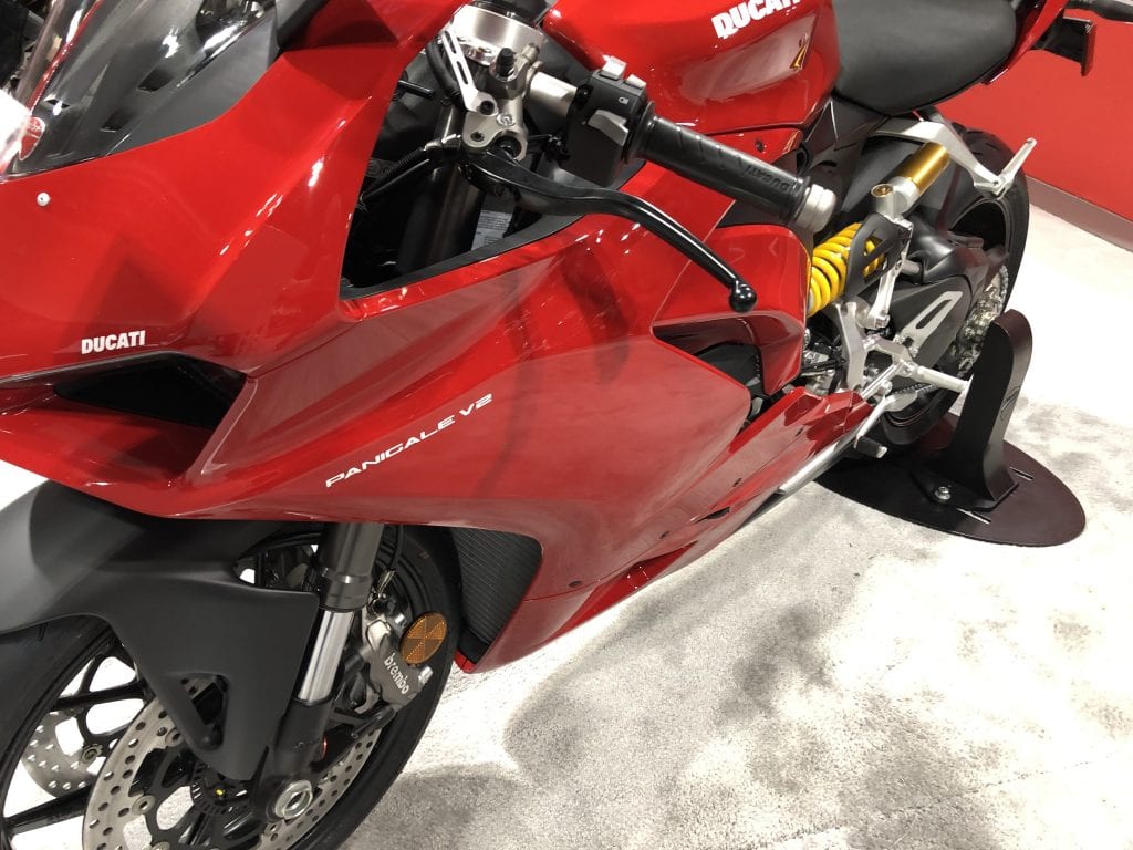 2020 Ducati Panigale V2 left side details 3/4 view