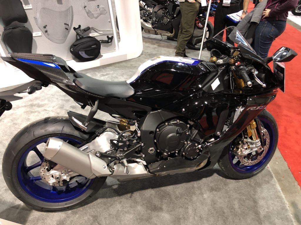 2020 Yamaha YZF-R1M side profile