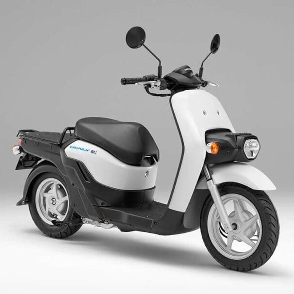 Benly-e electric scooter for Japan Post