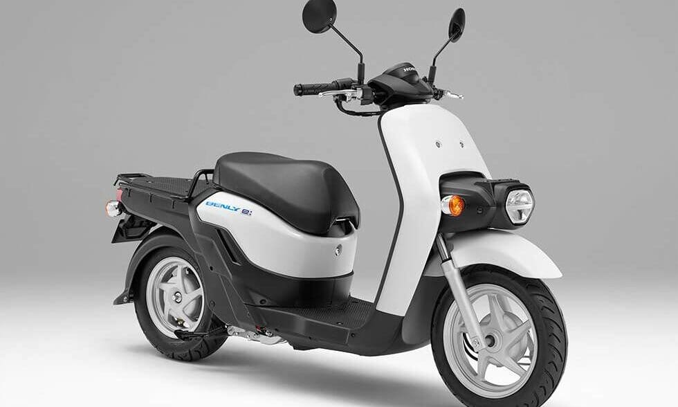 Benly-e electric scooter for Japan Post