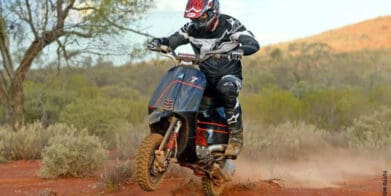 vespa racing in mexican 1000