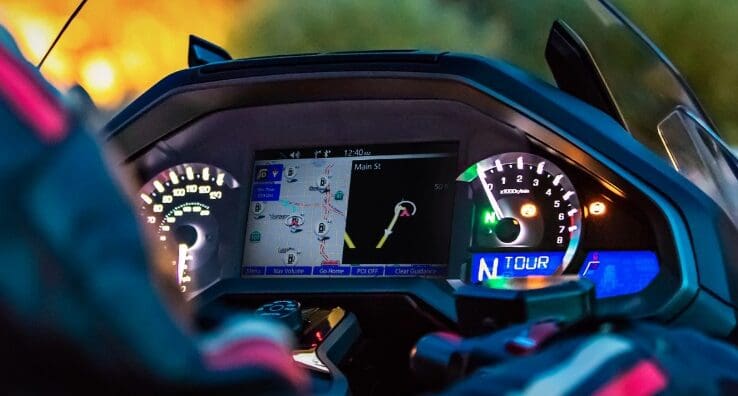 gold wing infotainment
