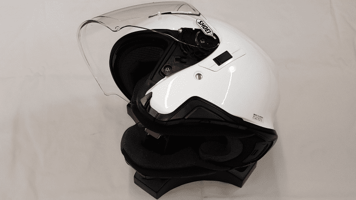 Shoei J-Cruise II, sunvisor and faceshield sequence, 1 of 3