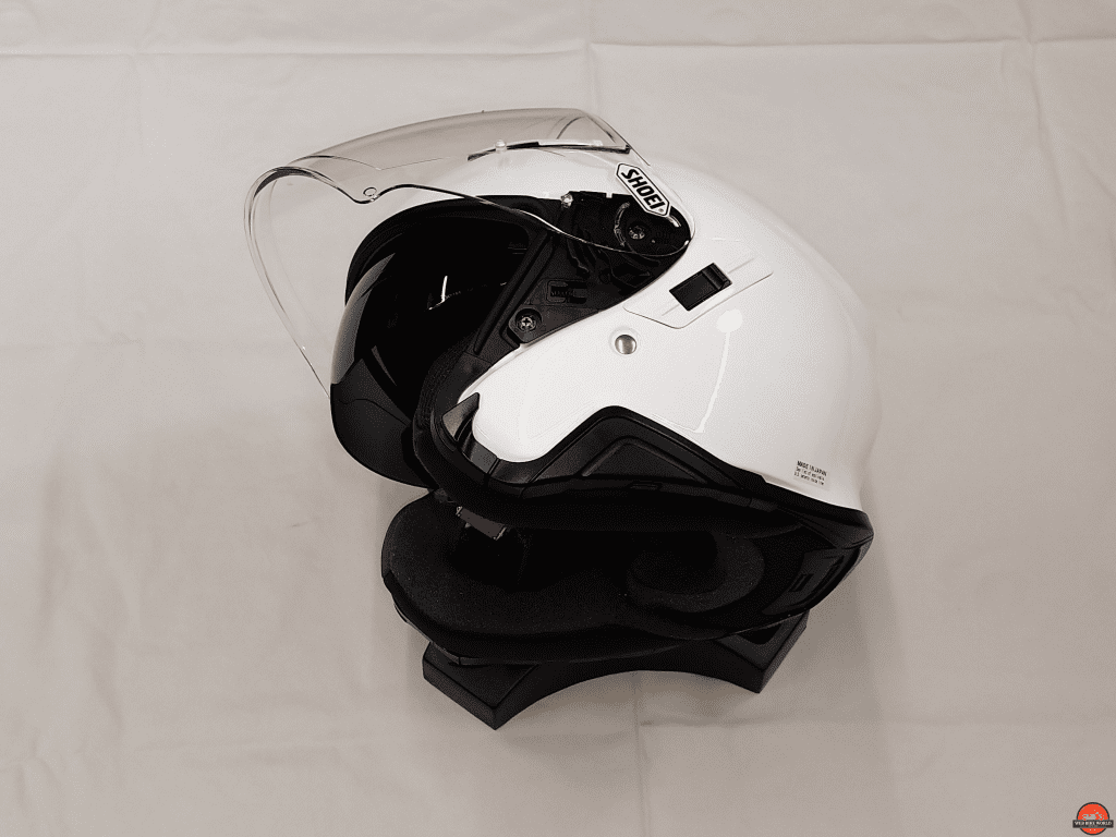 Shoei J-Cruise II, sunvisor and faceshield sequence, 2 of 3