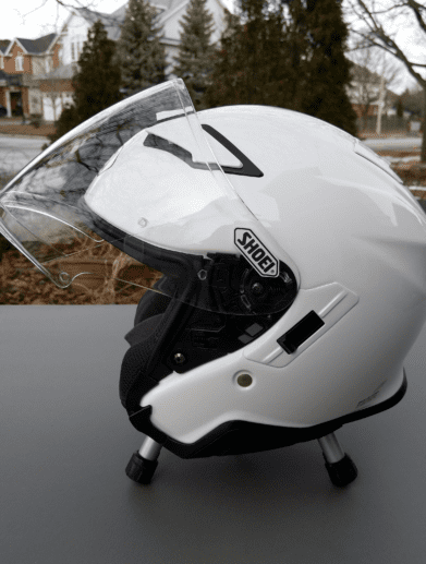 Shoei J-Cruise II, wide smooth functioning face shield, sun visor slider very effective as well