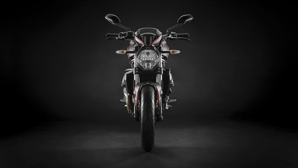 2020 Ducati Monster 821 / 821 Stealth