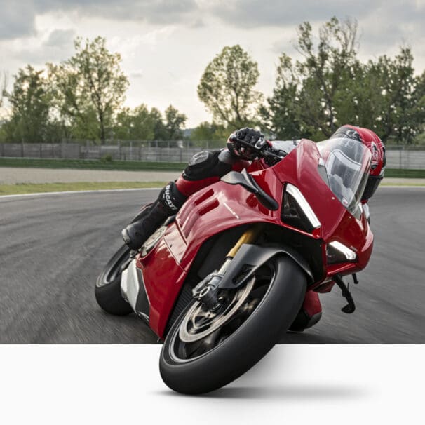 2020 Ducati Panigale V4 / V4 S