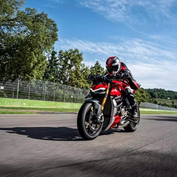 2020 Ducati Streetfighter V4 / V4 S