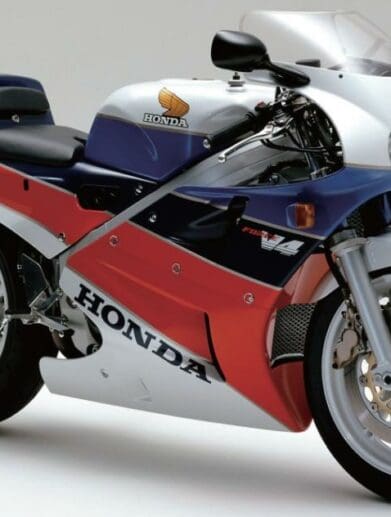 Honda RC30