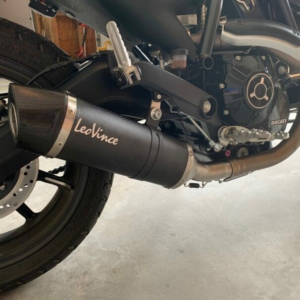 LeoVince Slip-On Exhaust