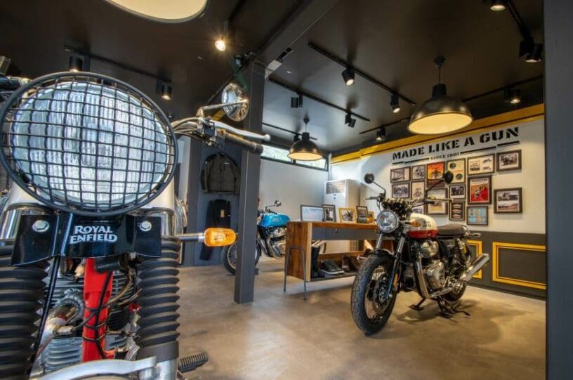 royal enfield showroom in whitefield