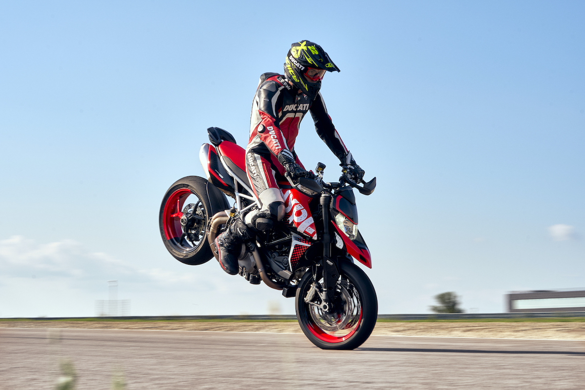 DUCATI HYPERMOTARD 950 RVE DUCATI HYPERMOTARD 950 RVE