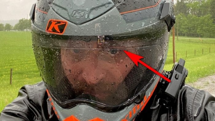 The Klim Krios Pro Pinlock gets in my line of sight sometimes. The Klim Krios Pro Pinlock gets in my line of sight sometimes.