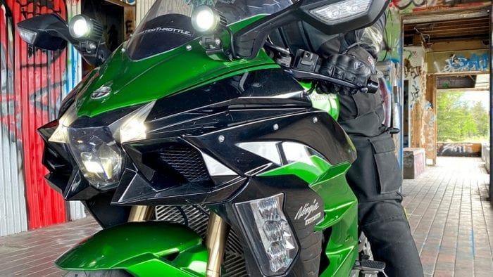 The Klim Krios Pro on my head with my Kawasaki Ninja H2SX SE.