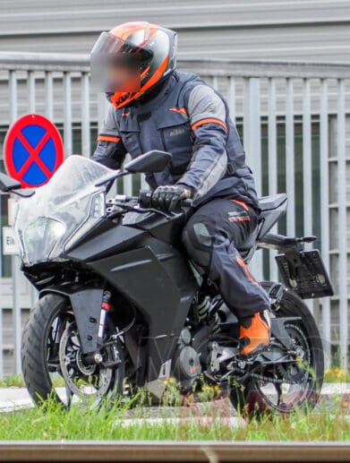 2021 KTM RC 390