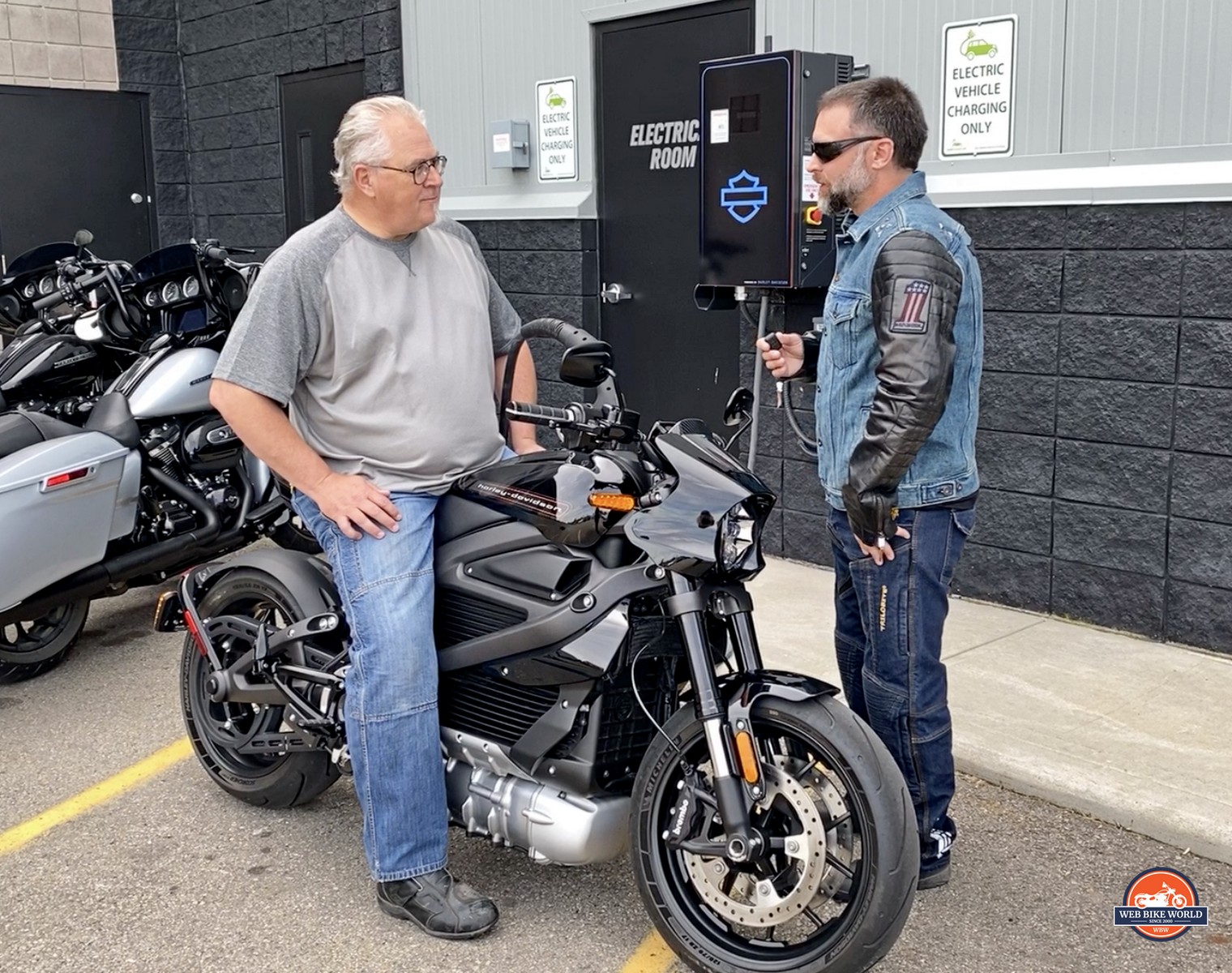 LiveWire One electric motorcycle makes its debut, but don't call it a  Harley - CNET